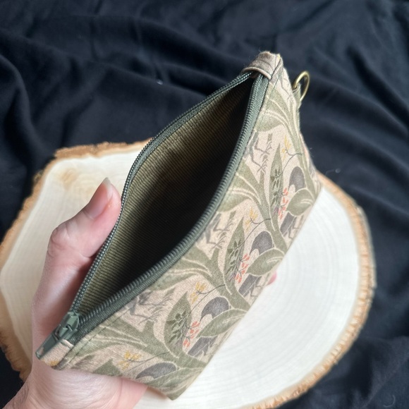 Handmade Zipper Pouch - Picture 3 of 5